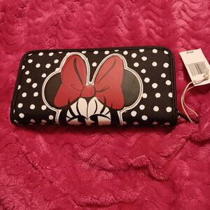 NWT Loungefly X Disney Parks Minnie Mouse Polka Dot Wallet